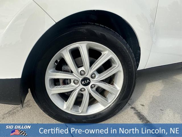 Photo of 2019 White Kia Soul