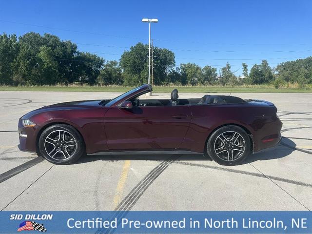 Photo of 2018 Red Ford Mustang