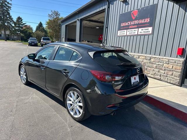 Photo of 2018 Jet Black Mica Mazda Mazda3