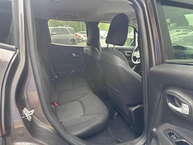 Photo of 2021 Granite Crystal Metallic Clearcoat Jeep Renegade