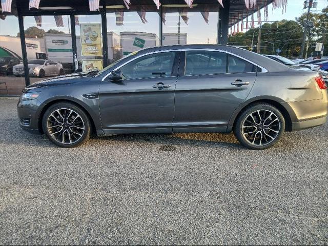 2018 Ford Taurus