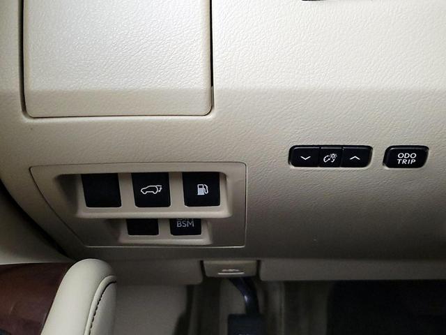 Photo of 2015 Gold Lexus RX 350