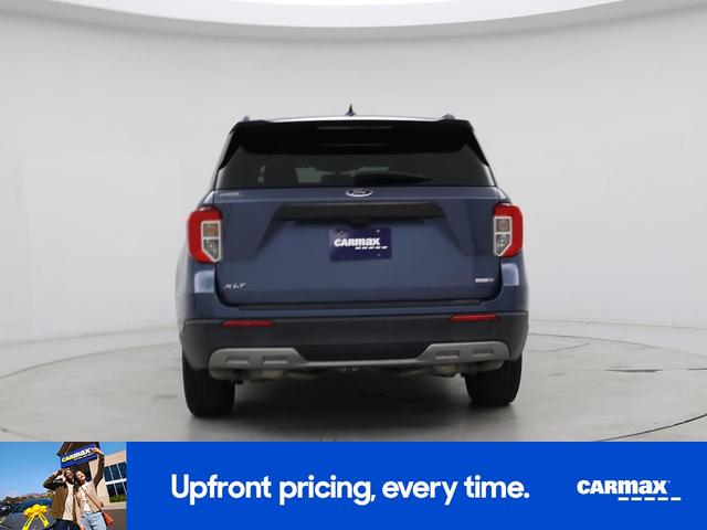Photo of 2020 Blue Ford Explorer