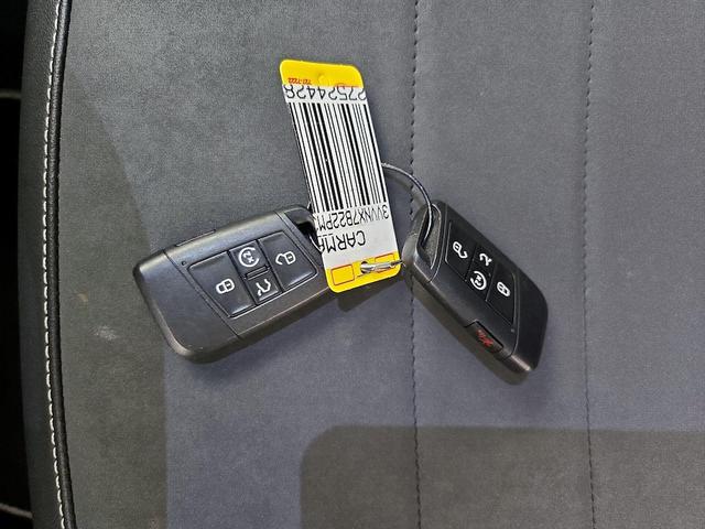 Photo of 2023 Gray Volkswagen Taos