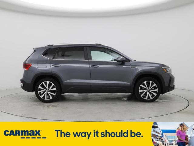 Photo of 2023 Gray Volkswagen Taos