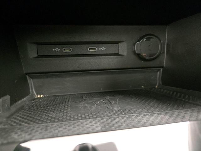 Photo of 2023 Gray Volkswagen Taos
