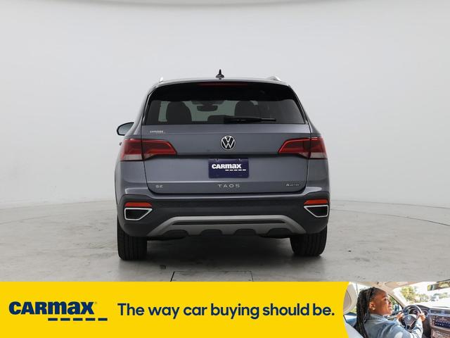 Photo of 2023 Gray Volkswagen Taos