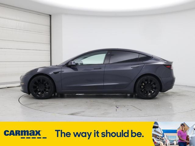 Photo of 2021 Gray Tesla Model 3