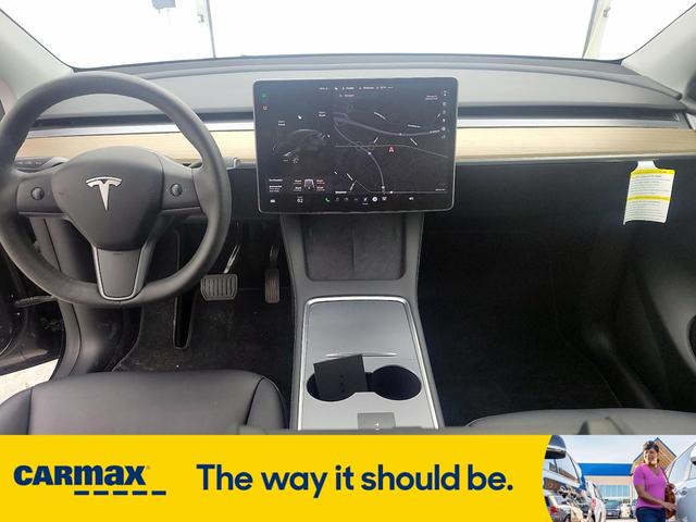 Photo of 2023 Black Tesla Model Y