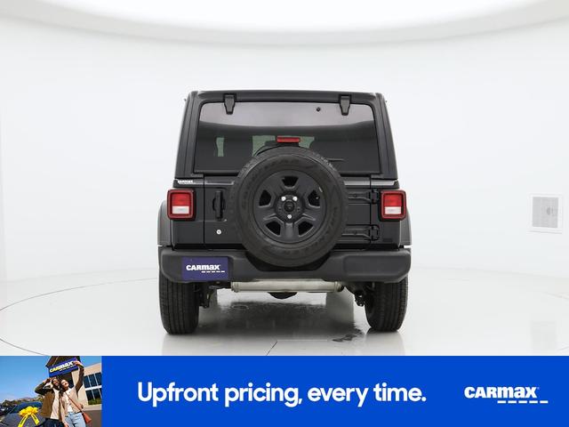 Photo of 2021 Black Jeep Wrangler