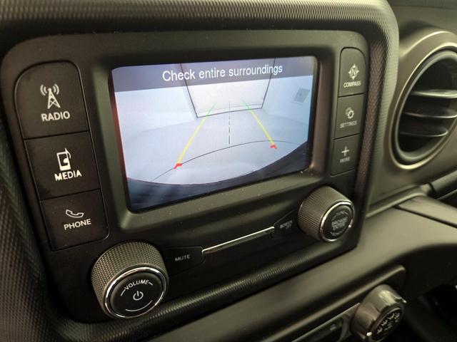 Photo of 2021 Black Jeep Wrangler