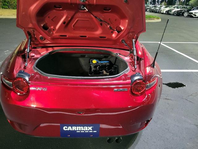Photo of 2021 Red Mazda MX-5 Miata