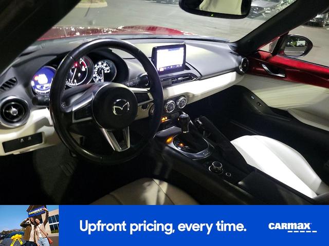 Photo of 2021 Red Mazda MX-5 Miata