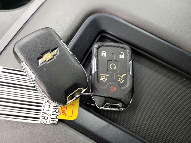 Photo of 2019 Silver Chevrolet Tahoe