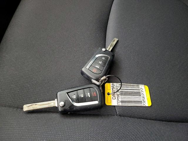 Photo of 2021 Silver Toyota Corolla
