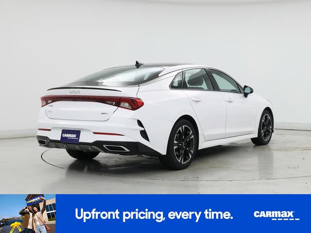 Photo of 2023 White Kia K5