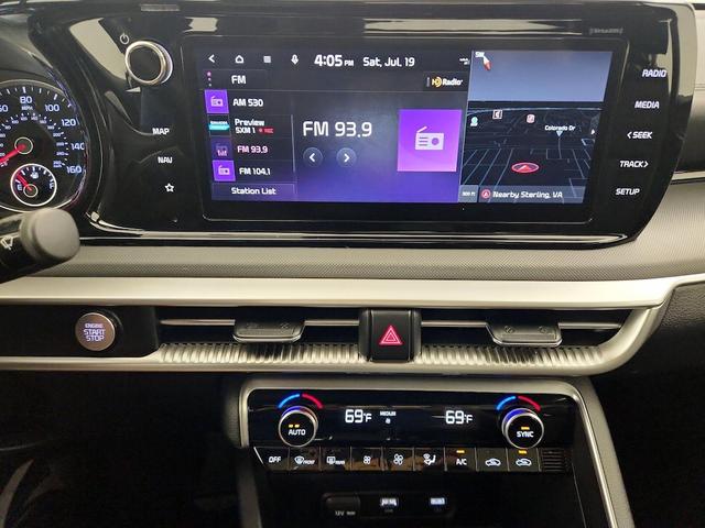 Photo of 2023 White Kia K5