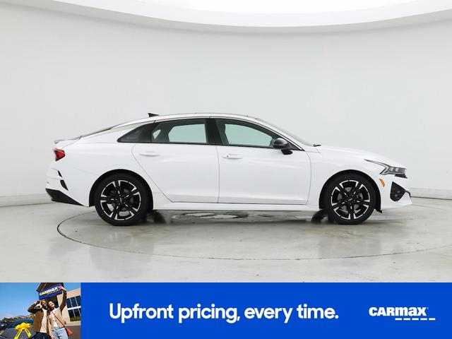 Photo of 2023 White Kia K5
