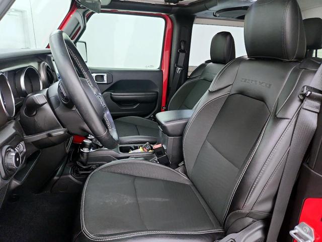 Photo of 2020 Red Jeep Wrangler