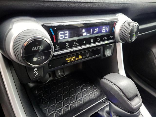 Photo of 2021 Gray Toyota RAV4