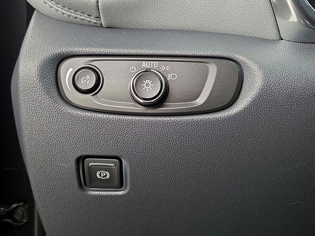 Photo of 2022 Gray Chevrolet Blazer