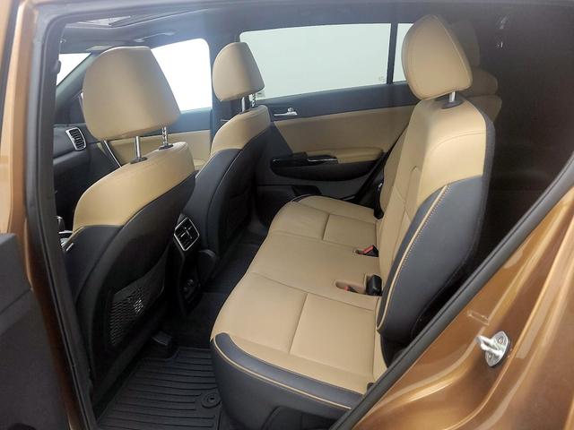 Photo of 2020 Brown Kia Sportage