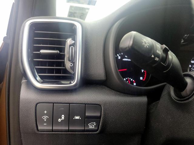 Photo of 2020 Brown Kia Sportage