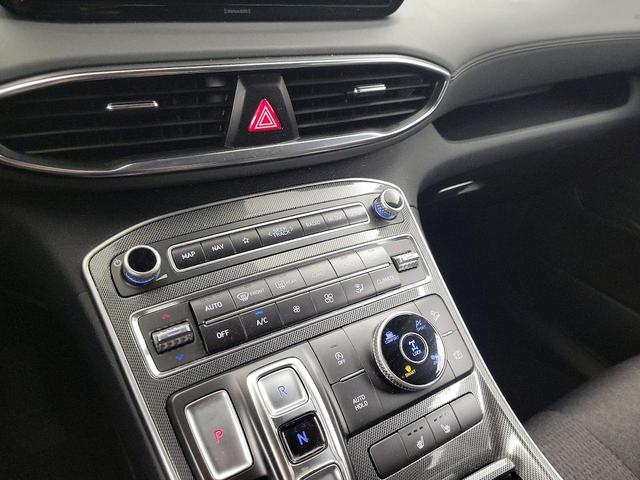 Photo of 2023 Gray Hyundai SANTA FE