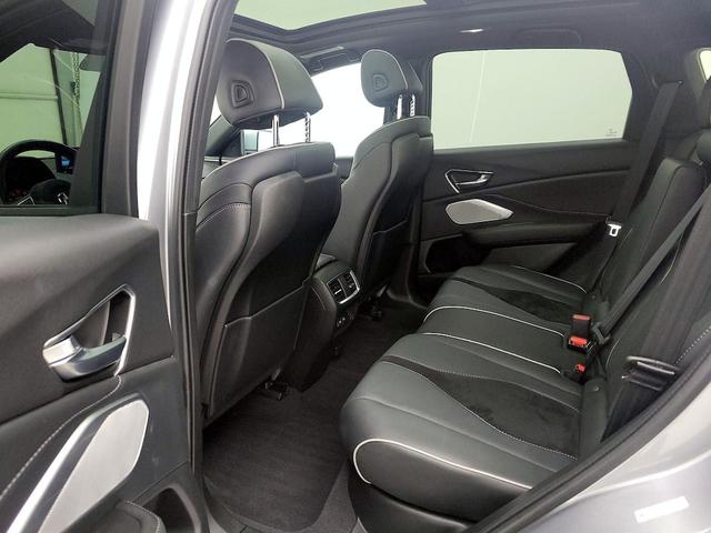 Photo of 2021 Gray Acura RDX