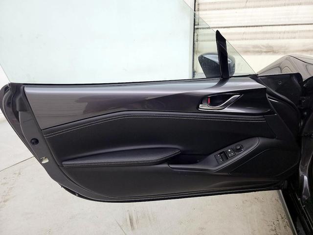 Photo of 2021 Gray Mazda MX-5 Miata