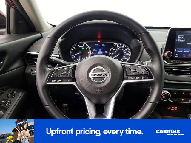 Photo of 2020 Red Nissan Altima