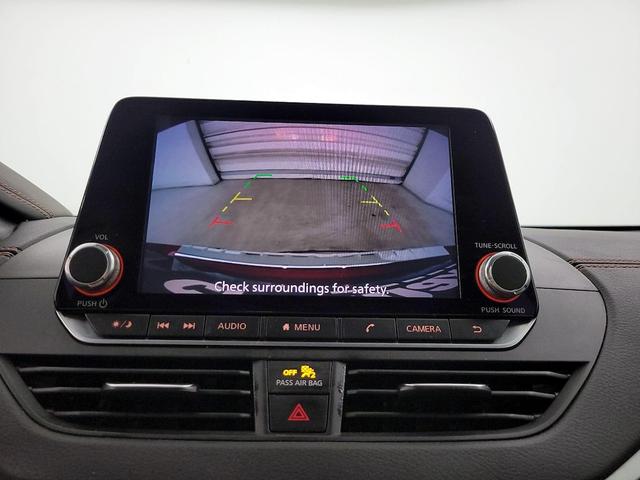 Photo of 2020 Red Nissan Altima