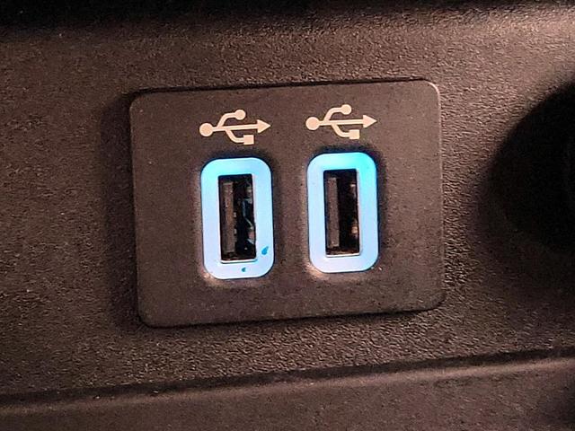 Photo of 2019 Blue Ford Fusion