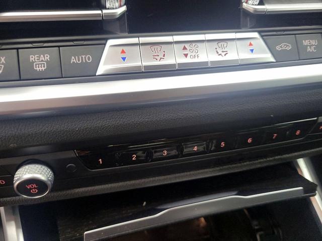 Photo of 2021 White BMW 330