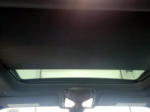 Photo of 2021 White BMW 330