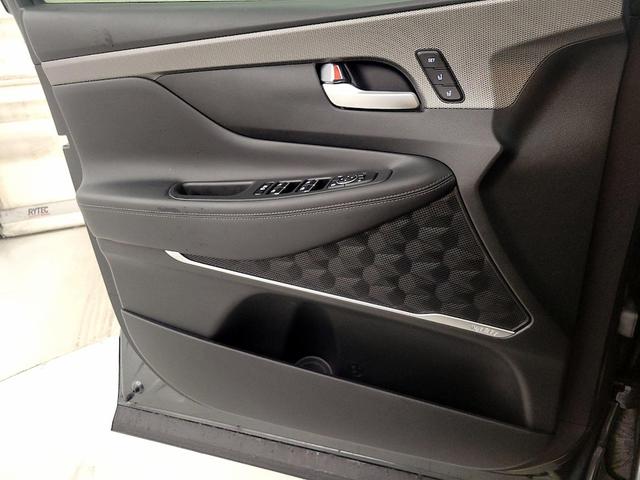 Photo of 2020 Green Hyundai SANTA FE