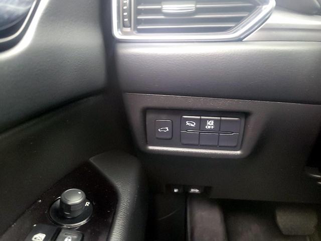 Photo of 2022 White Mazda CX-5