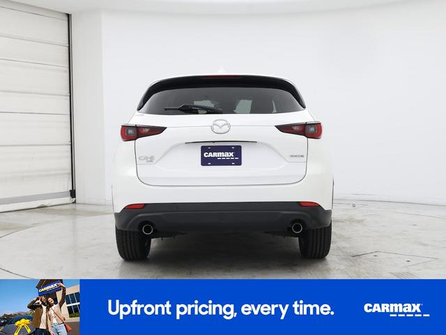 Photo of 2022 White Mazda CX-5
