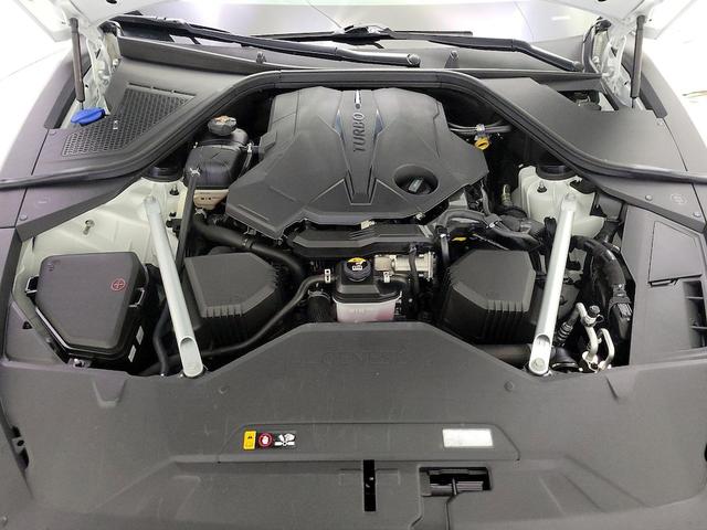 Photo of 2024 White Genesis G80