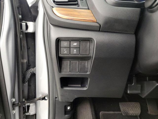 Photo of 2018 Silver Honda CR-V