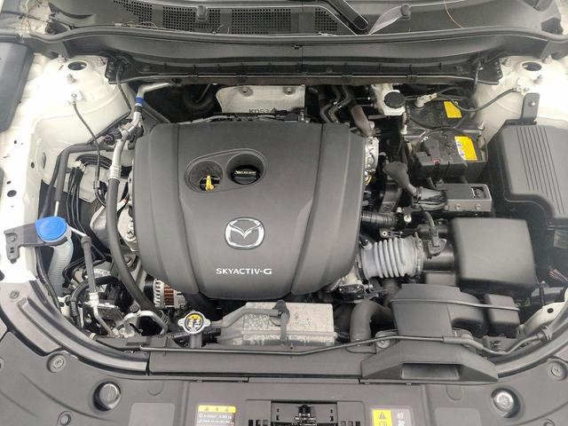 Photo of 2022 White Mazda CX-5