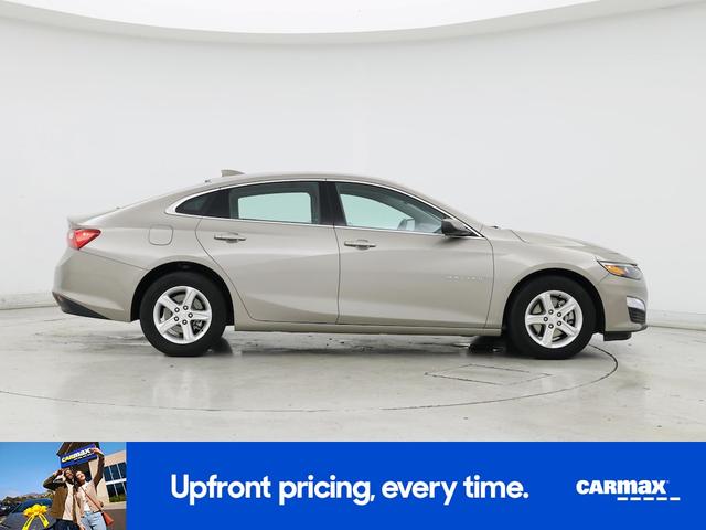 Photo of 2024 Gray Chevrolet Malibu
