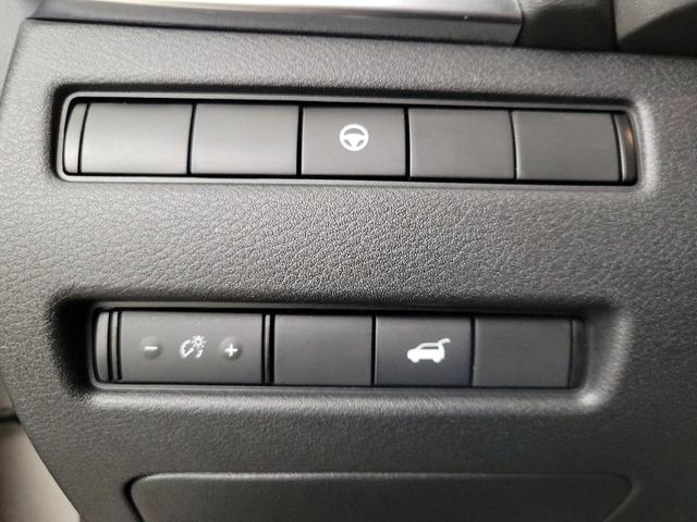 Photo of 2021 Tan Nissan Rogue