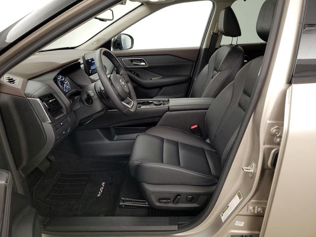 Photo of 2021 Tan Nissan Rogue