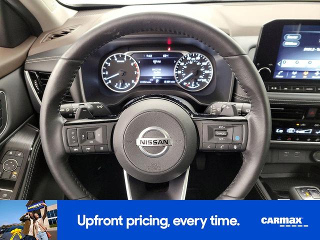 Photo of 2021 Tan Nissan Rogue