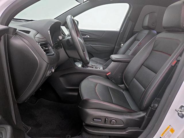 Photo of 2024 White Chevrolet Equinox