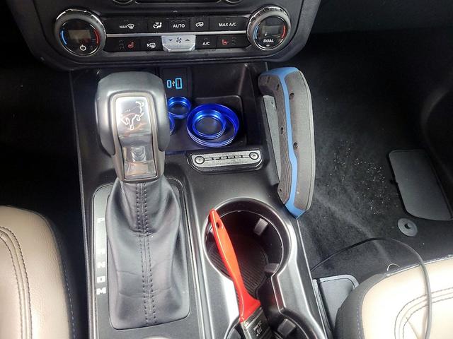 Photo of 2023 Blue Ford Bronco