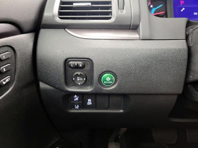 Photo of 2022 Gray Honda Pilot