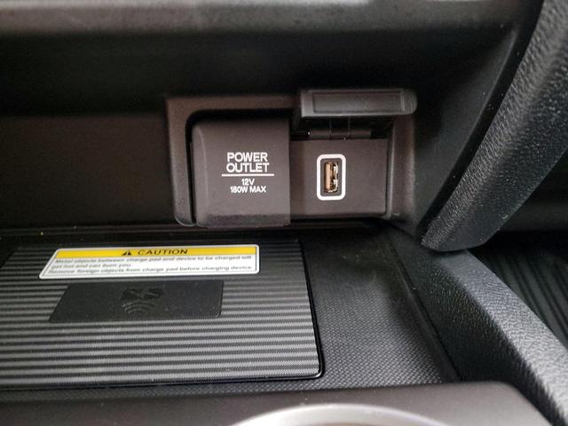 Photo of 2022 Gray Honda Pilot