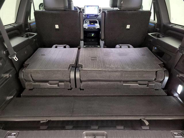 Photo of 2023 Gray Toyota Sequoia
